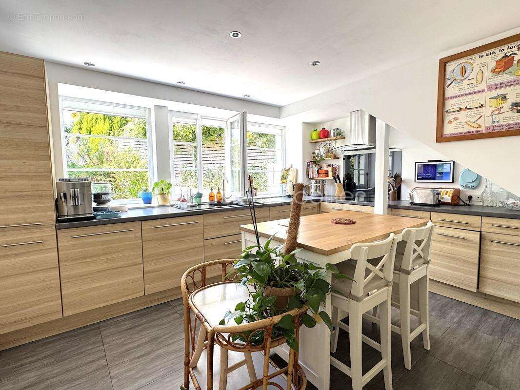 Maison à COULOMMIERS