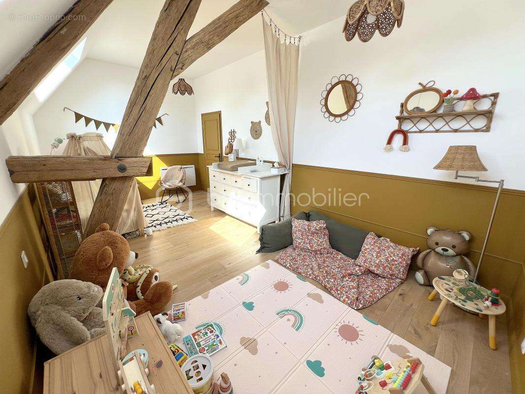 Maison à COULOMMIERS