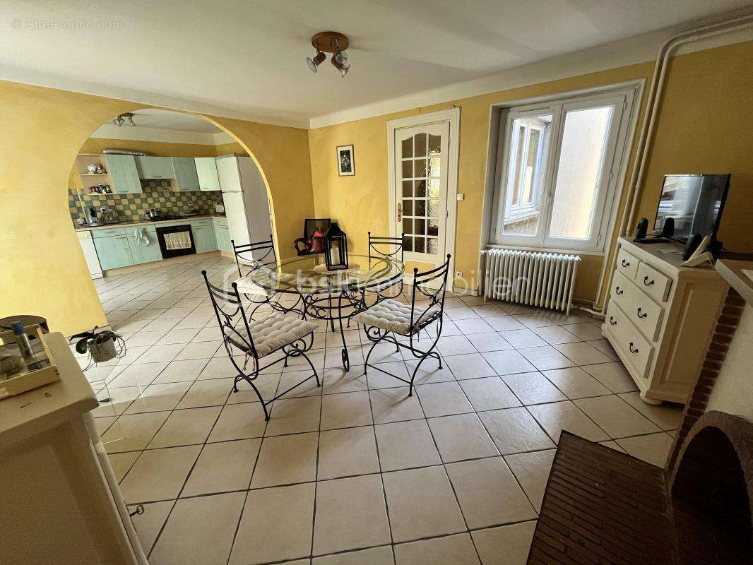 Maison à LA CHARITE-SUR-LOIRE