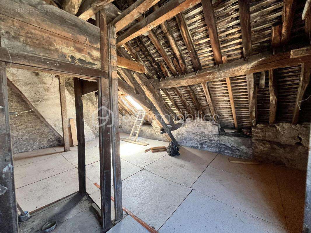 Maison à LA CHARITE-SUR-LOIRE