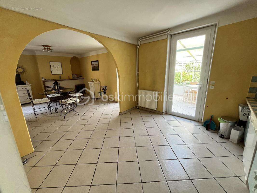 Maison à LA CHARITE-SUR-LOIRE