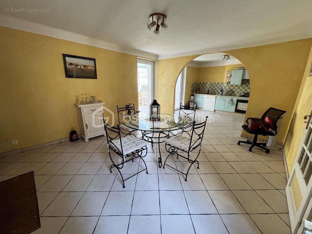 Maison à LA CHARITE-SUR-LOIRE