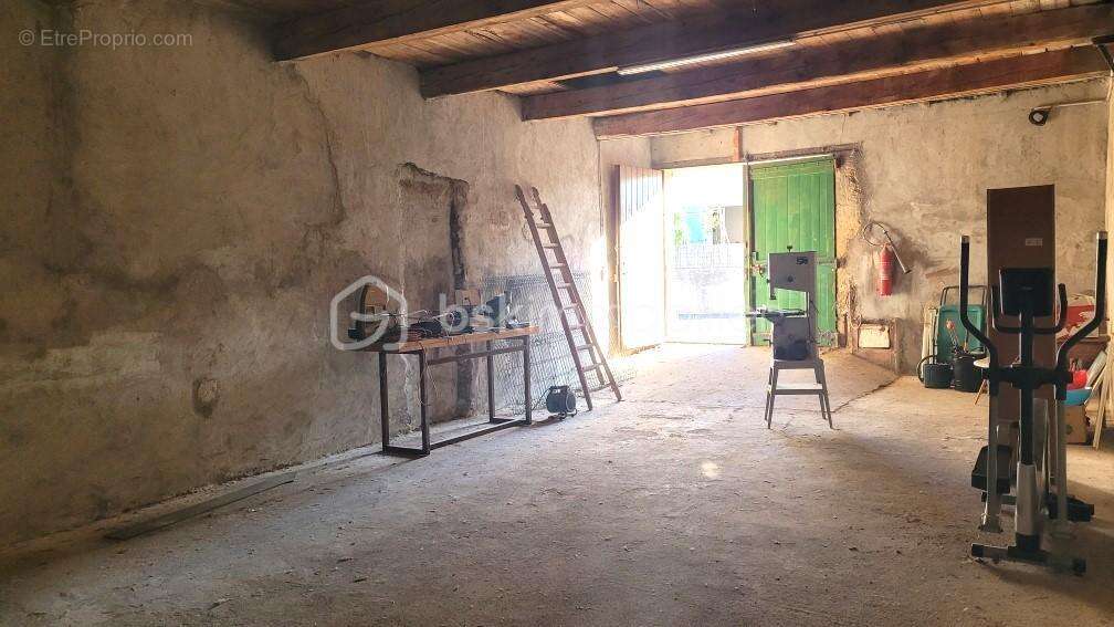 Appartement à FLEURY