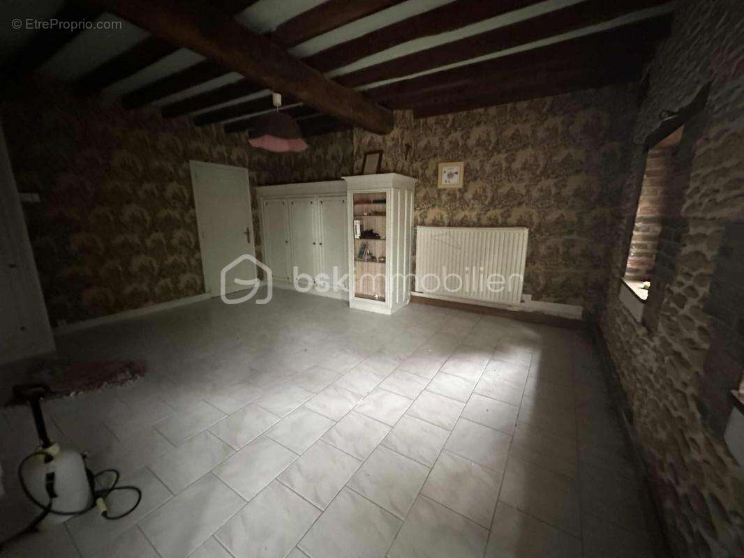 Maison à CHESSY-LES-PRES