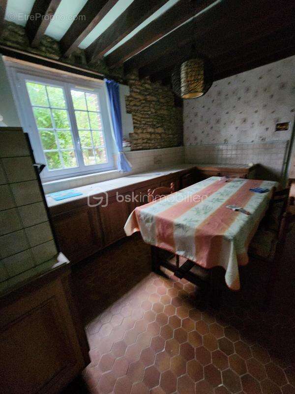 Maison à CHESSY-LES-PRES