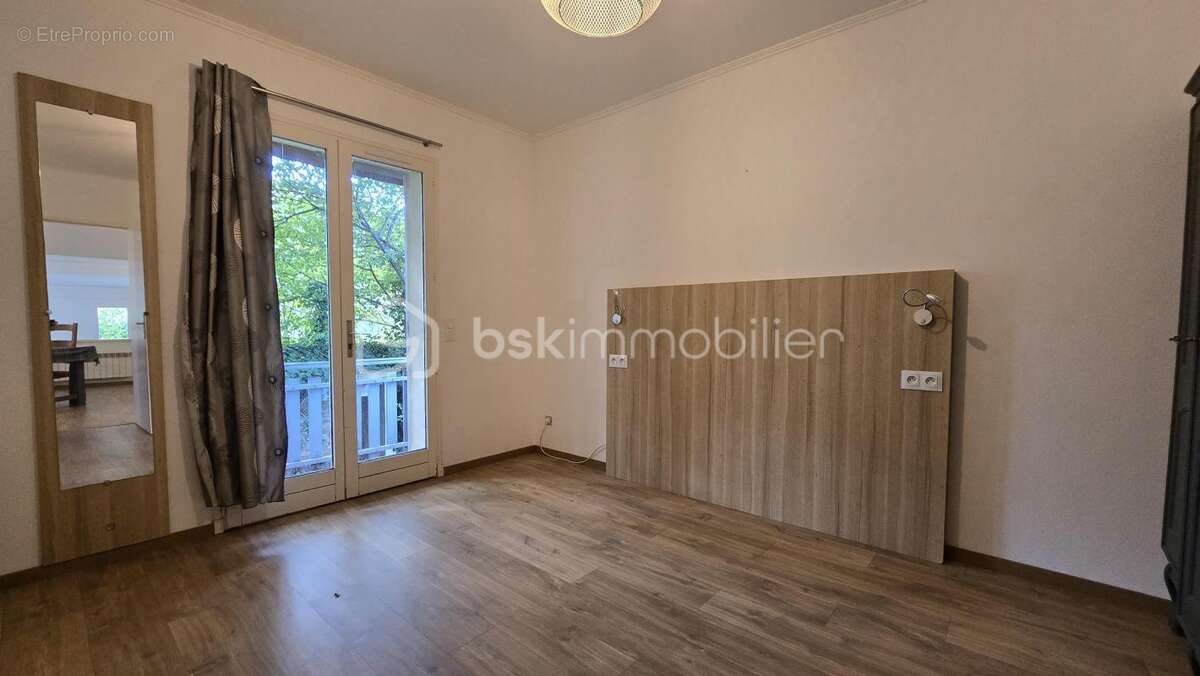 Maison à BAGNOLS-SUR-CEZE