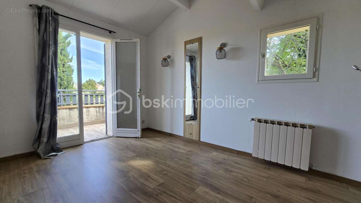 Maison à BAGNOLS-SUR-CEZE