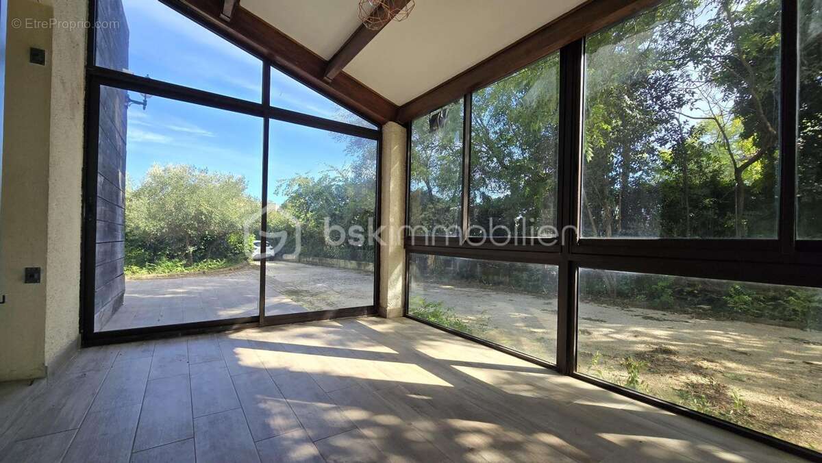 Maison à BAGNOLS-SUR-CEZE