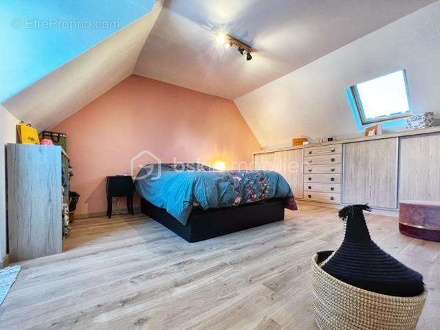 Maison à CHAUMES-EN-BRIE