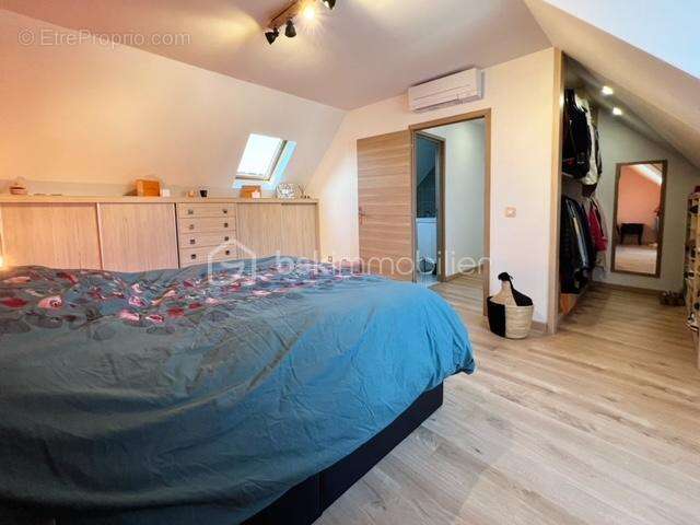 Maison à CHAUMES-EN-BRIE