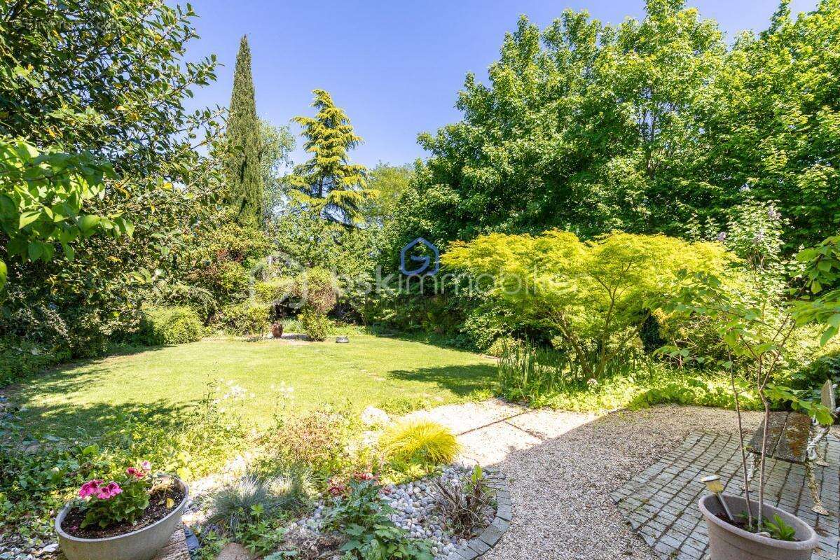 Maison à RIS-ORANGIS