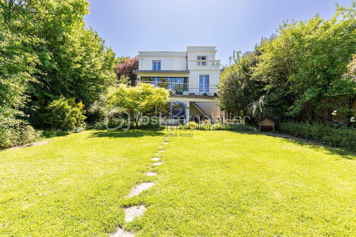 Maison à RIS-ORANGIS