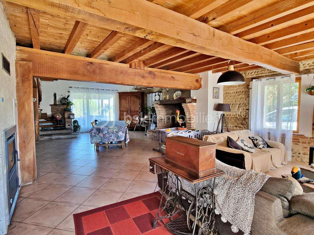 Maison à LE FOUSSERET