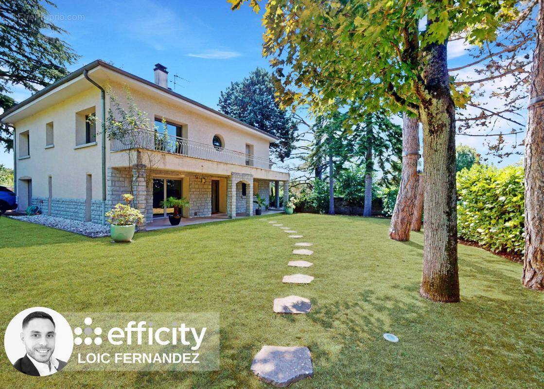 Maison à SAINT-CYR-AU-MONT-D&#039;OR