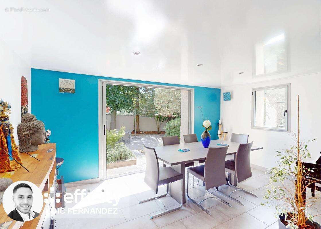 Maison à SAINT-CYR-AU-MONT-D&#039;OR