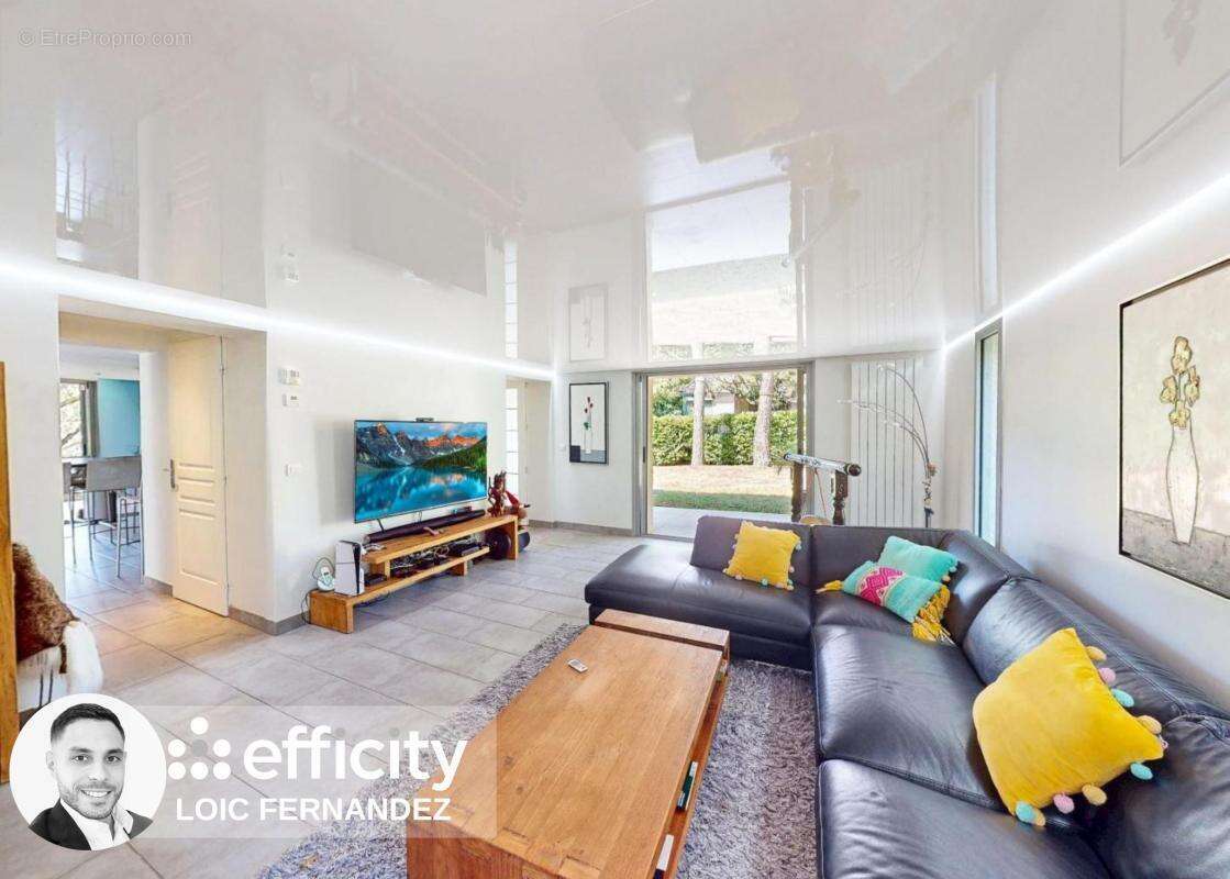 Maison à SAINT-CYR-AU-MONT-D&#039;OR