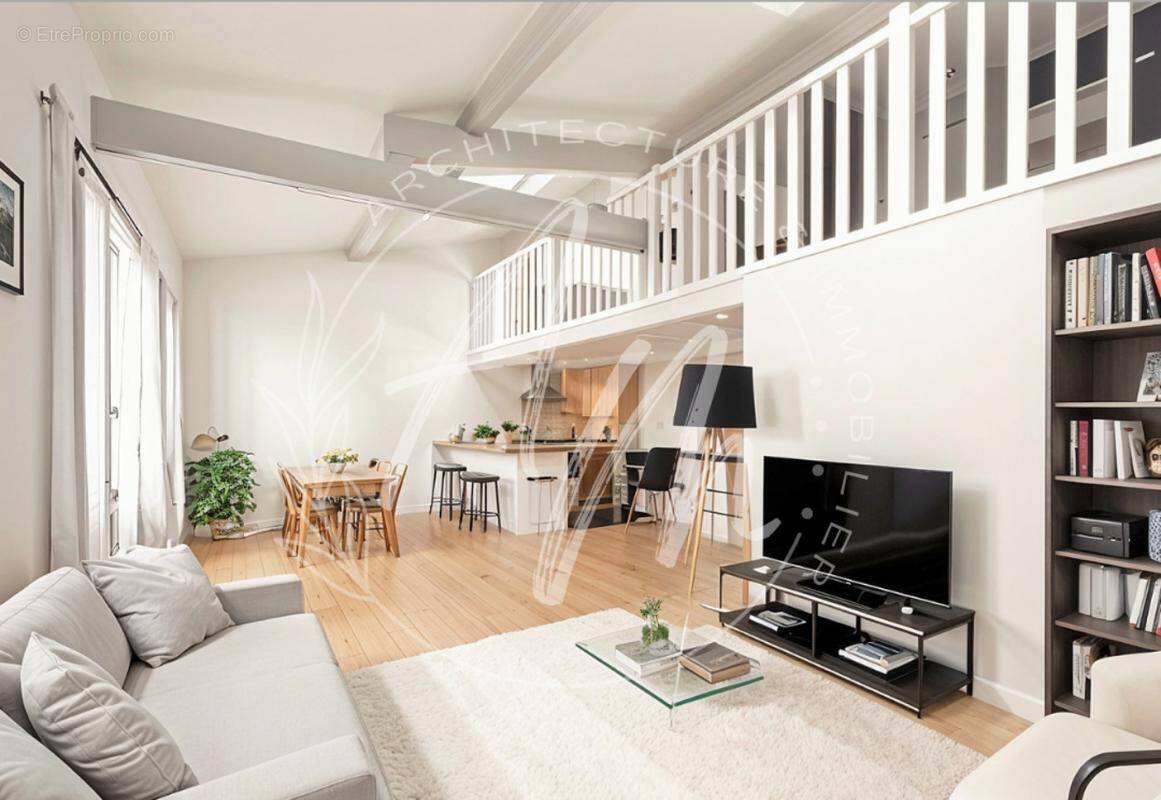 Appartement à PARIS-17E