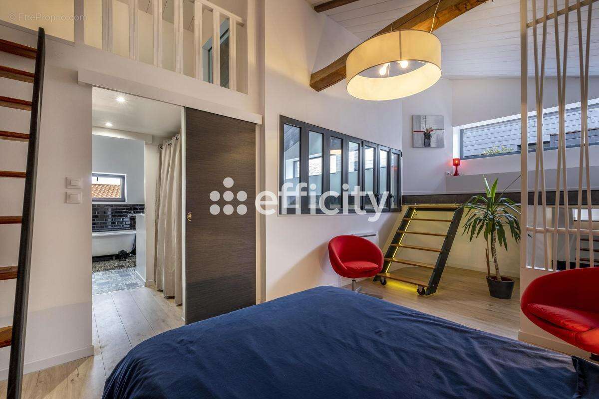 Maison à SAINT-XANDRE