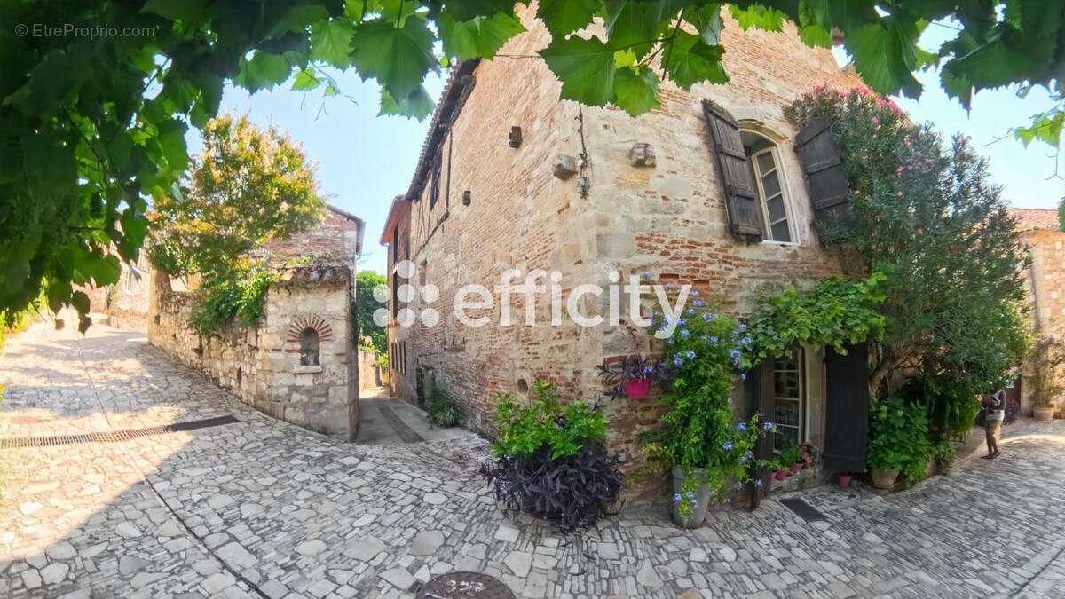 Maison à PENNE-D&#039;AGENAIS