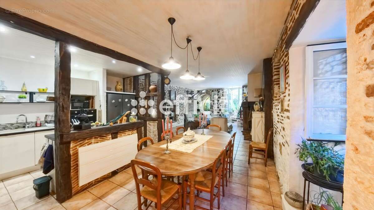 Maison à PENNE-D&#039;AGENAIS