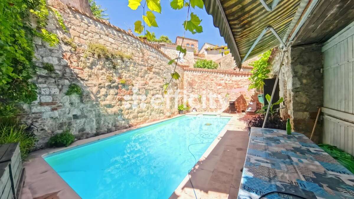 Maison à PENNE-D&#039;AGENAIS