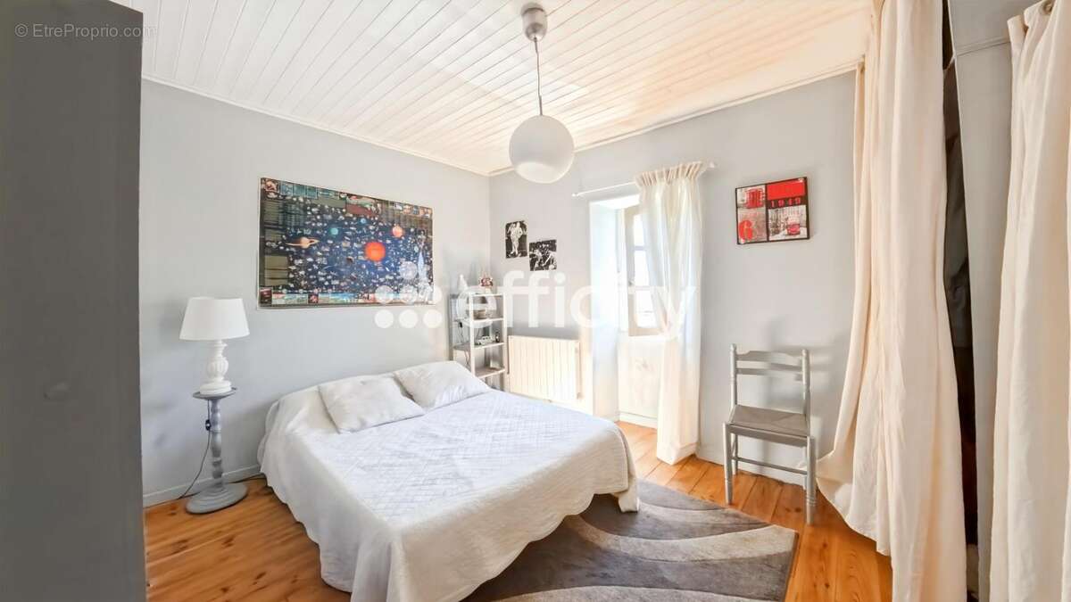 Maison à PENNE-D&#039;AGENAIS