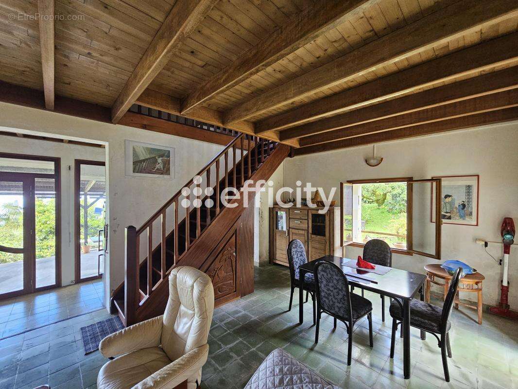 Maison à SAINT-CLAUDE