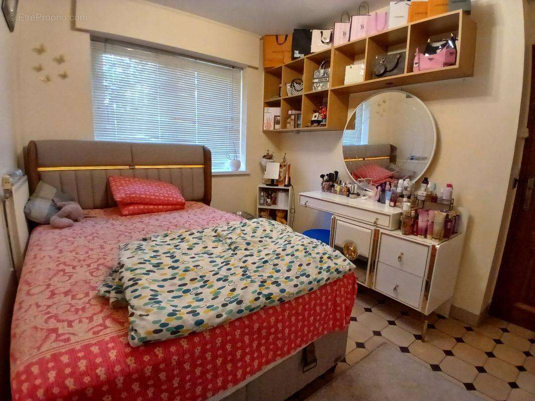 Maison à LA CHAPELLE-D&#039;ARMENTIERES