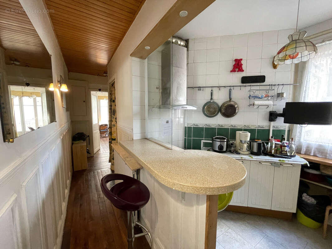 Appartement à PARIS-18E