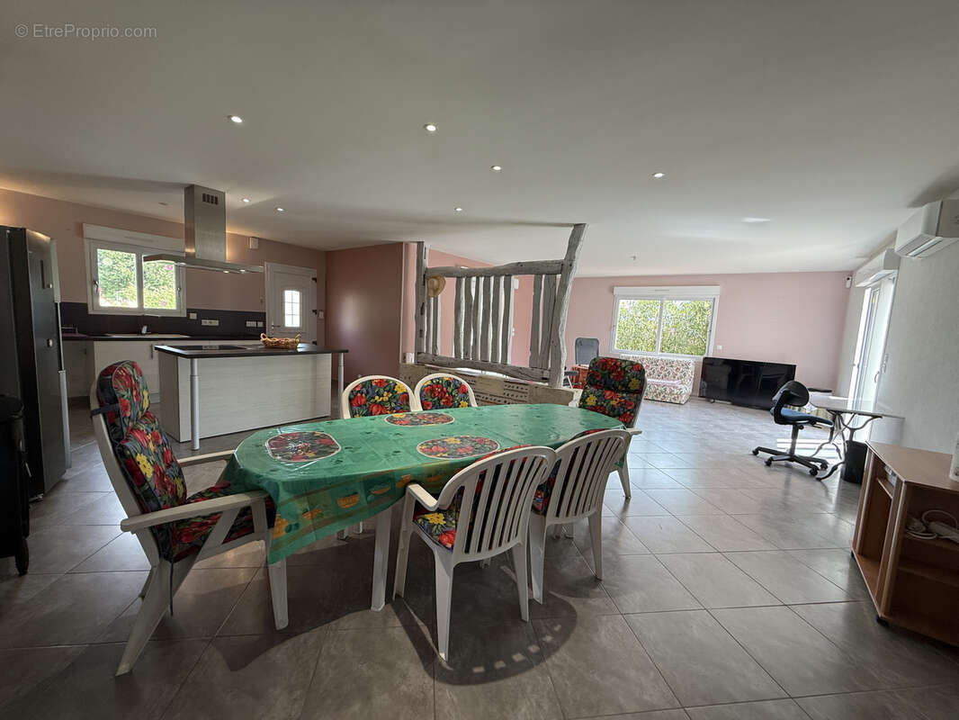 Maison à PUCH-D&#039;AGENAIS