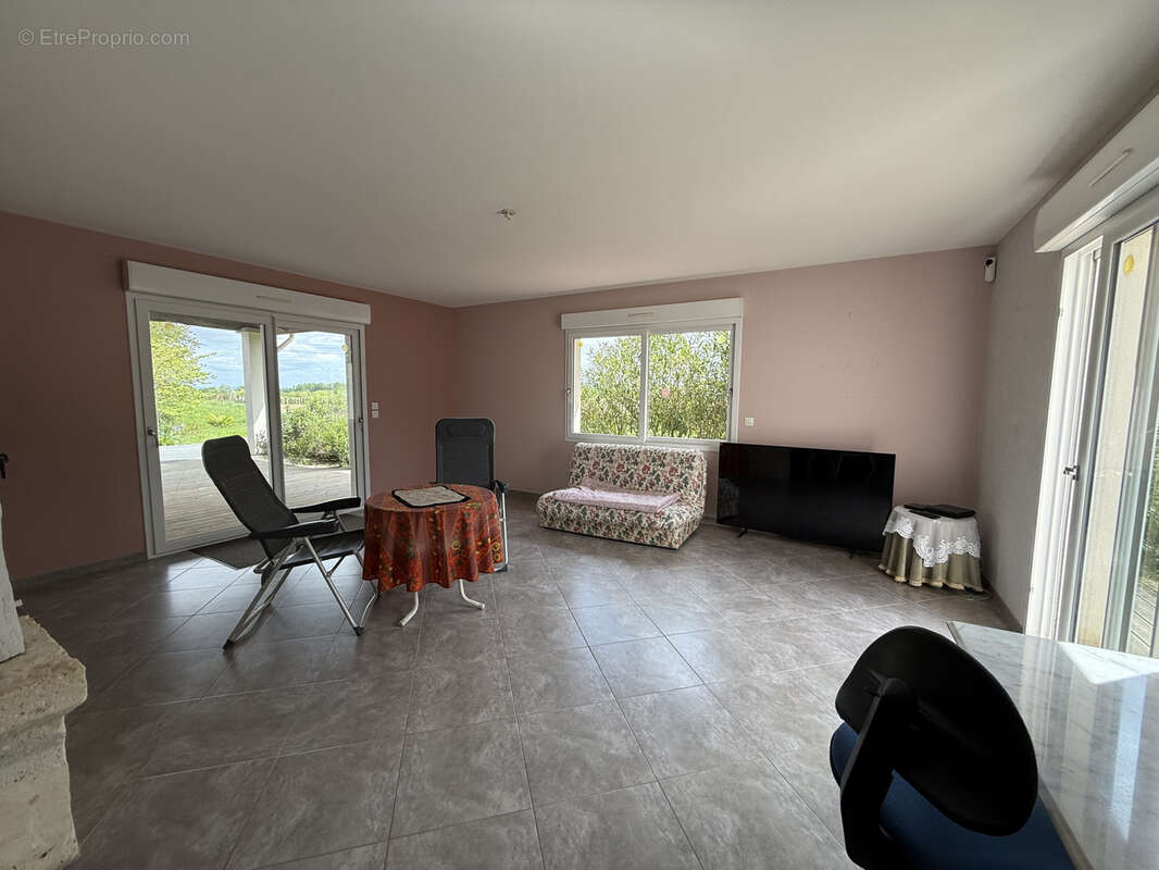 Maison à PUCH-D&#039;AGENAIS