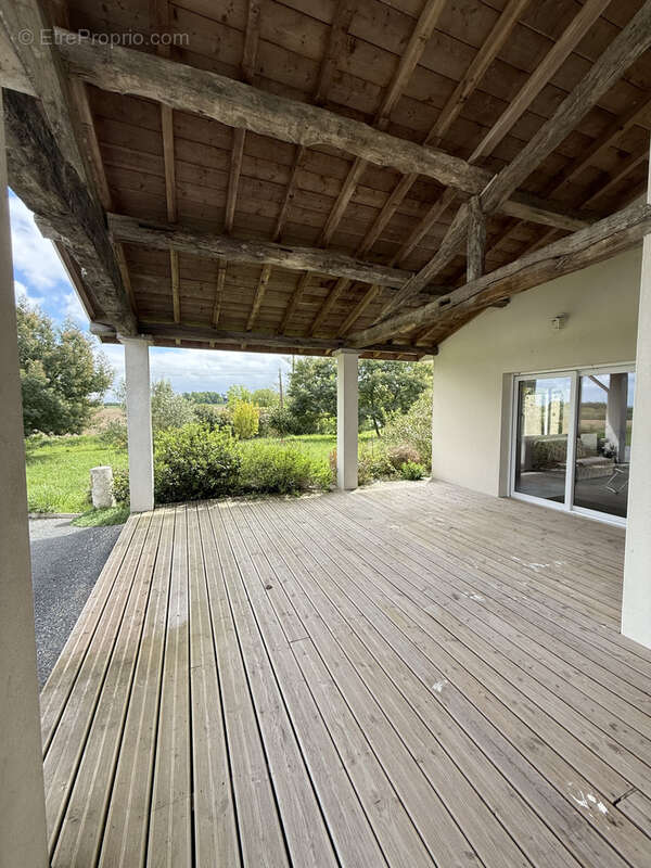 Maison à PUCH-D&#039;AGENAIS