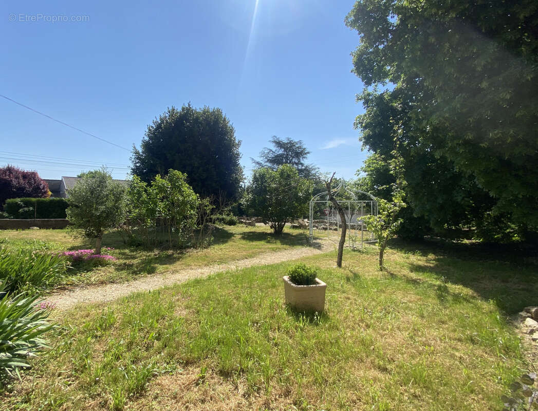 Maison à MARIGNY-BRIZAY