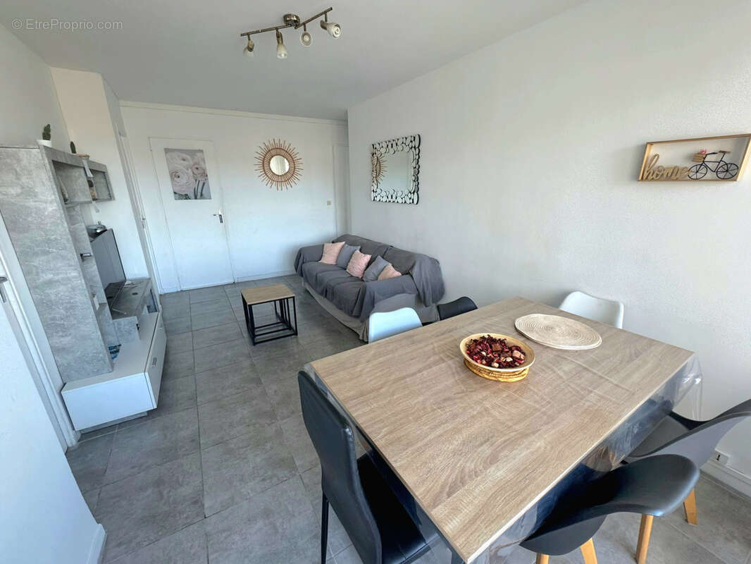 Appartement à MARSEILLE-9E