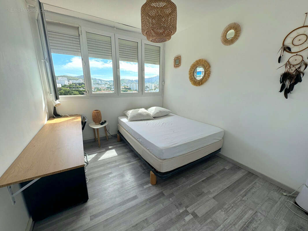 Appartement à MARSEILLE-9E