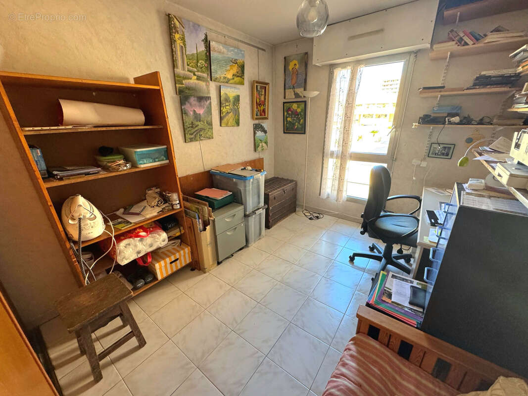 Appartement à MARSEILLE-9E