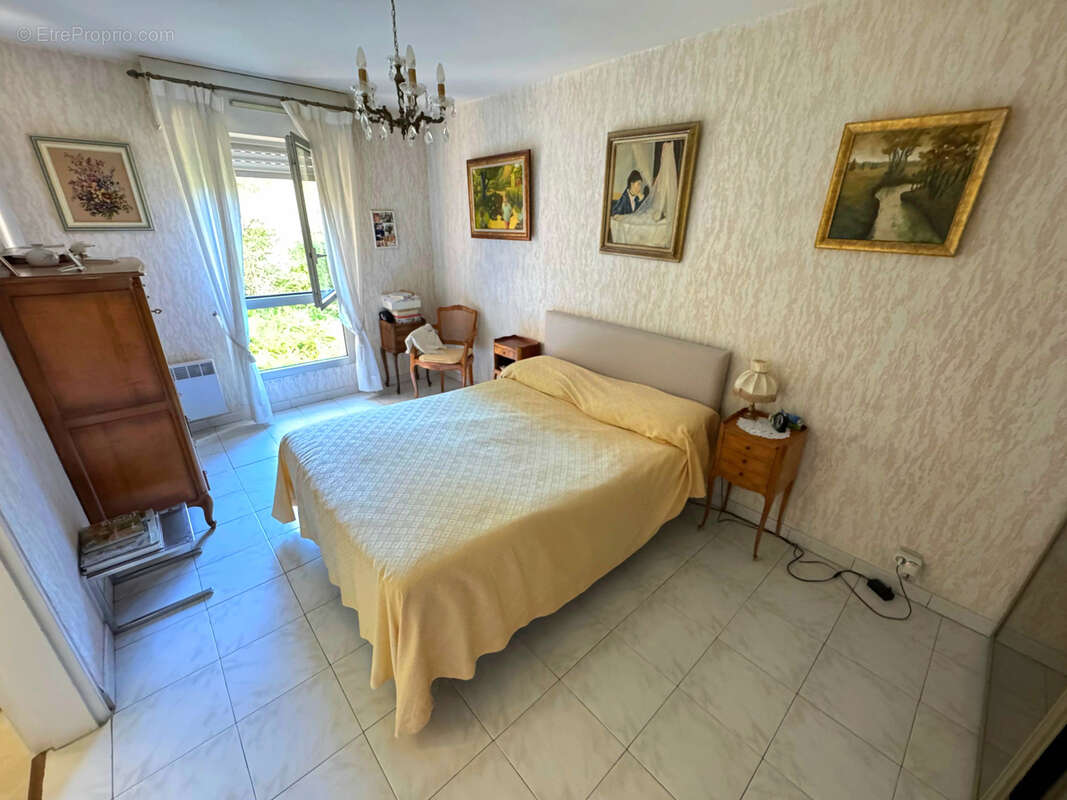 Appartement à MARSEILLE-9E