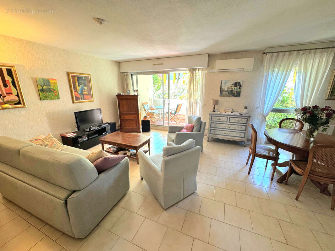 Appartement à MARSEILLE-9E