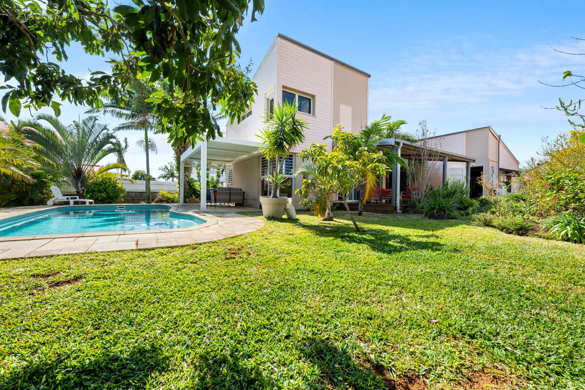 Maison à SAINTE-MARIE