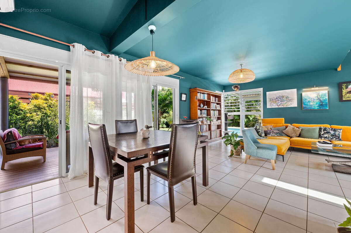 Maison à SAINTE-MARIE