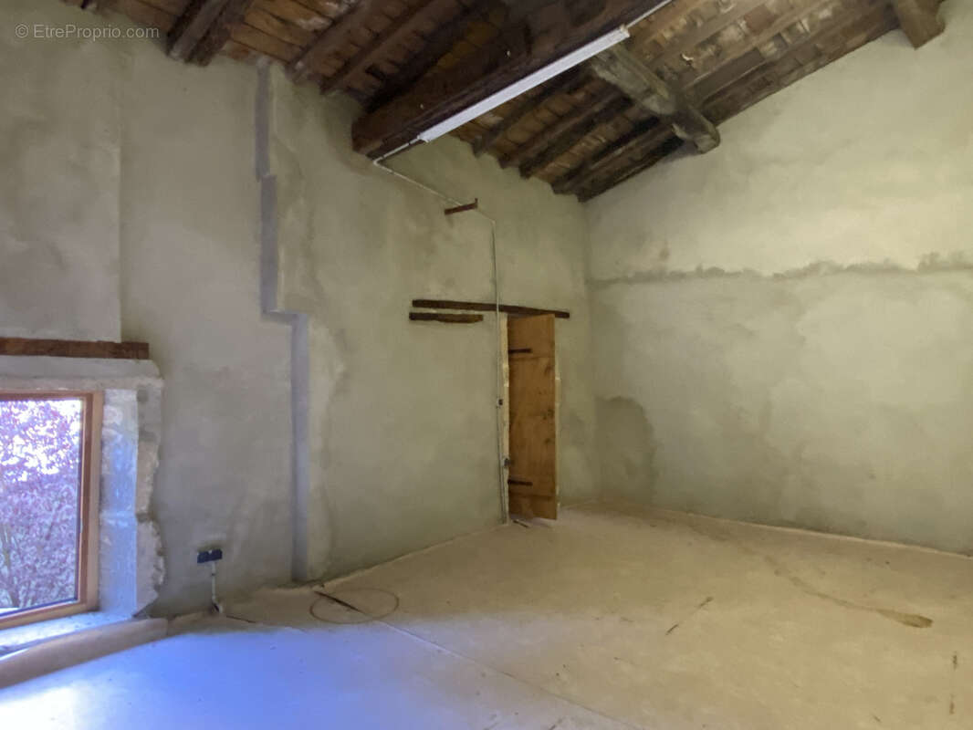 Maison à CHAZAY-D&#039;AZERGUES