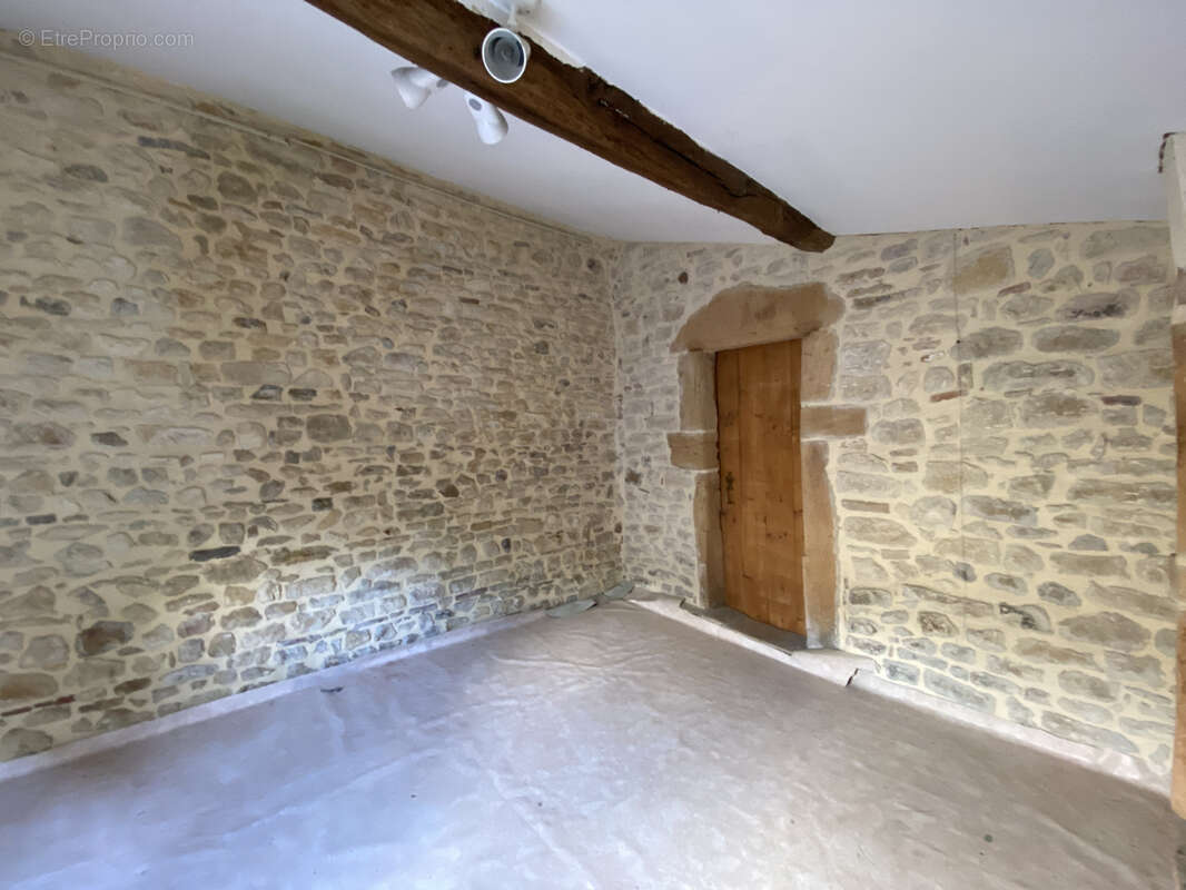 Maison à CHAZAY-D&#039;AZERGUES