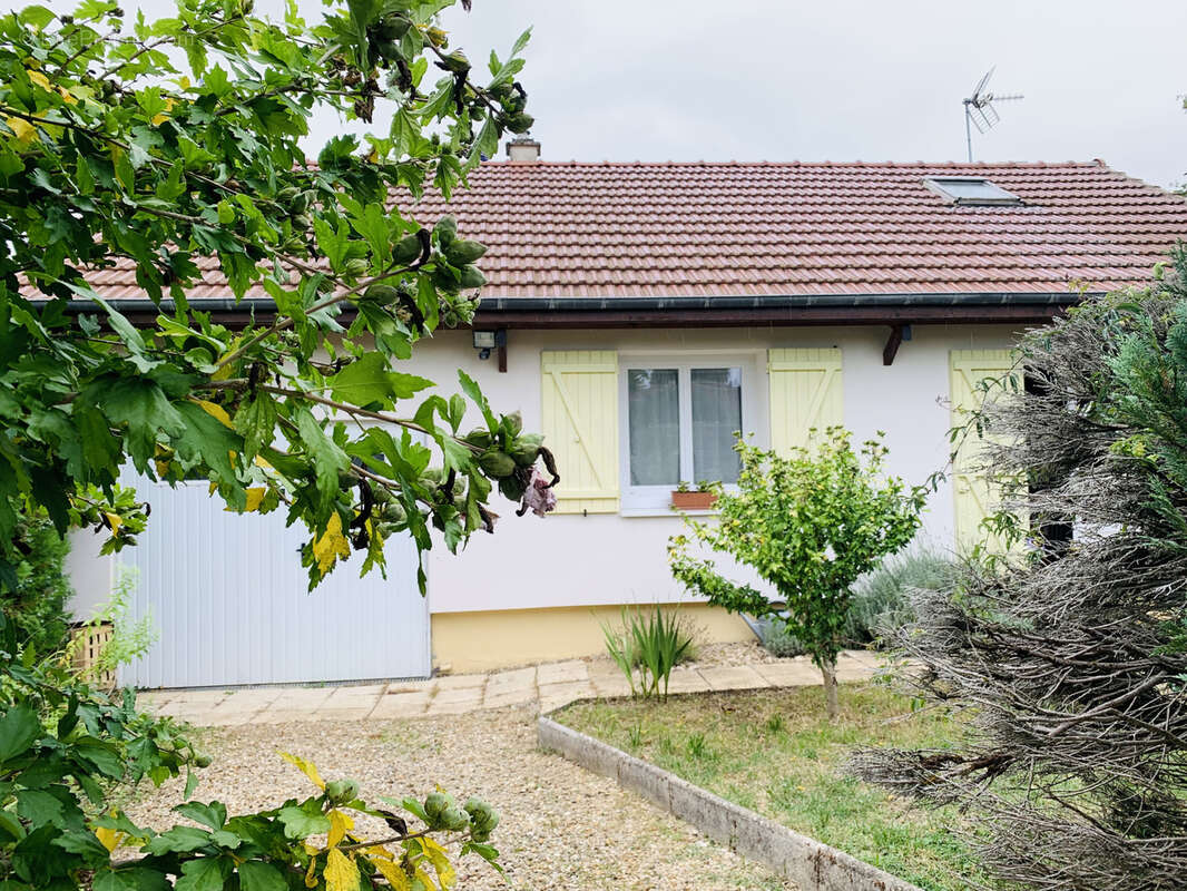 Maison à ERVAUVILLE