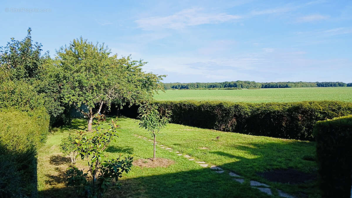 Maison à ERVAUVILLE