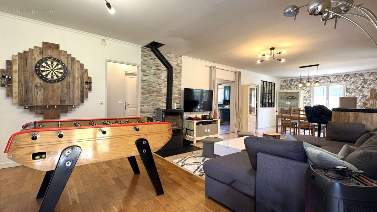 Maison à GRETZ-ARMAINVILLIERS