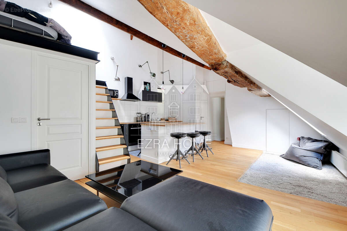 Appartement à PARIS-3E