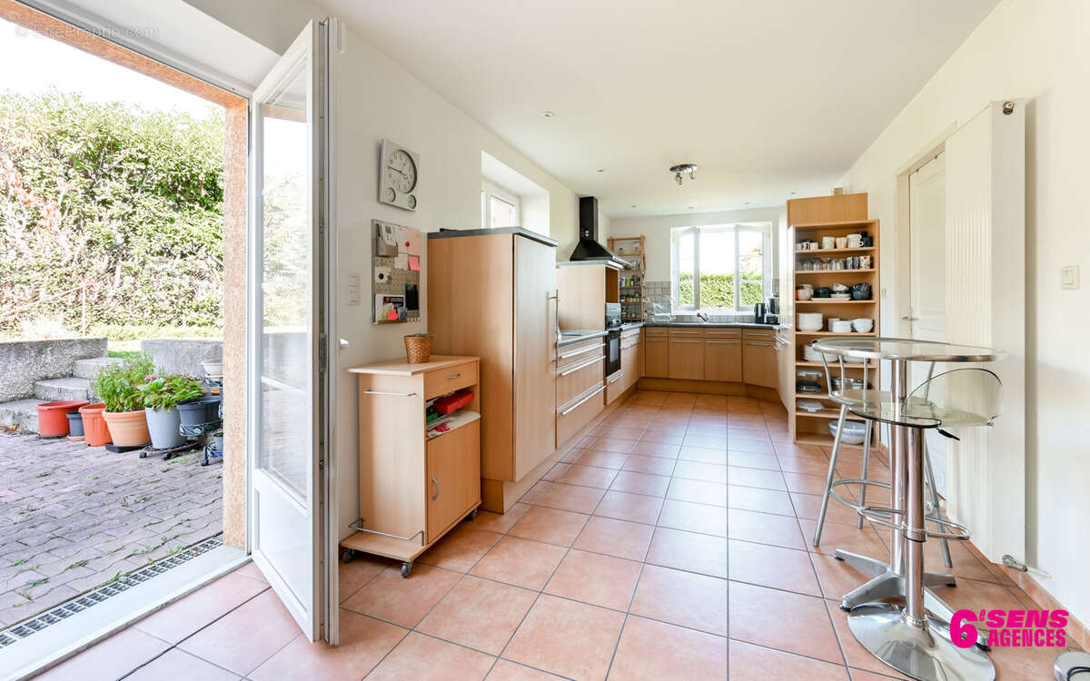 Maison à FRANCHEVILLE