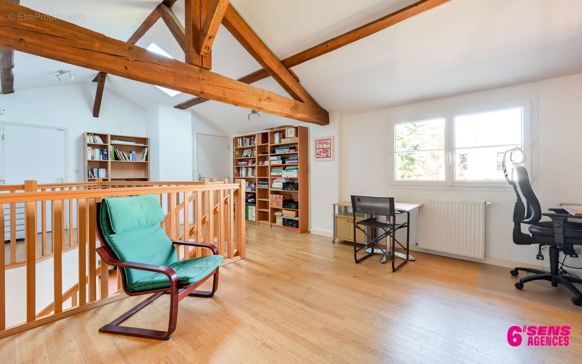 Maison à FRANCHEVILLE