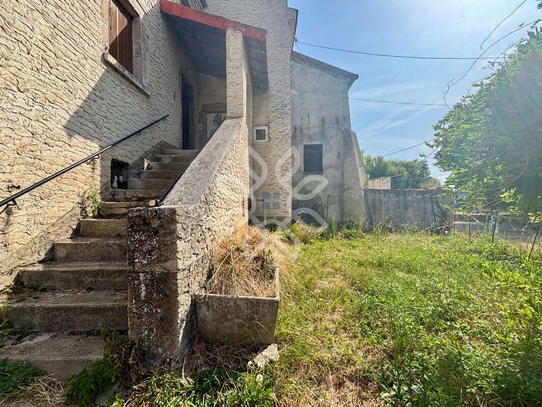 Maison à BOURNONCLE-SAINT-PIERRE