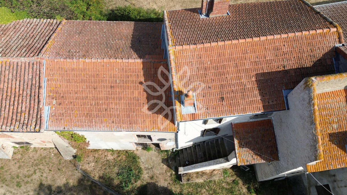 Maison à BOURNONCLE-SAINT-PIERRE